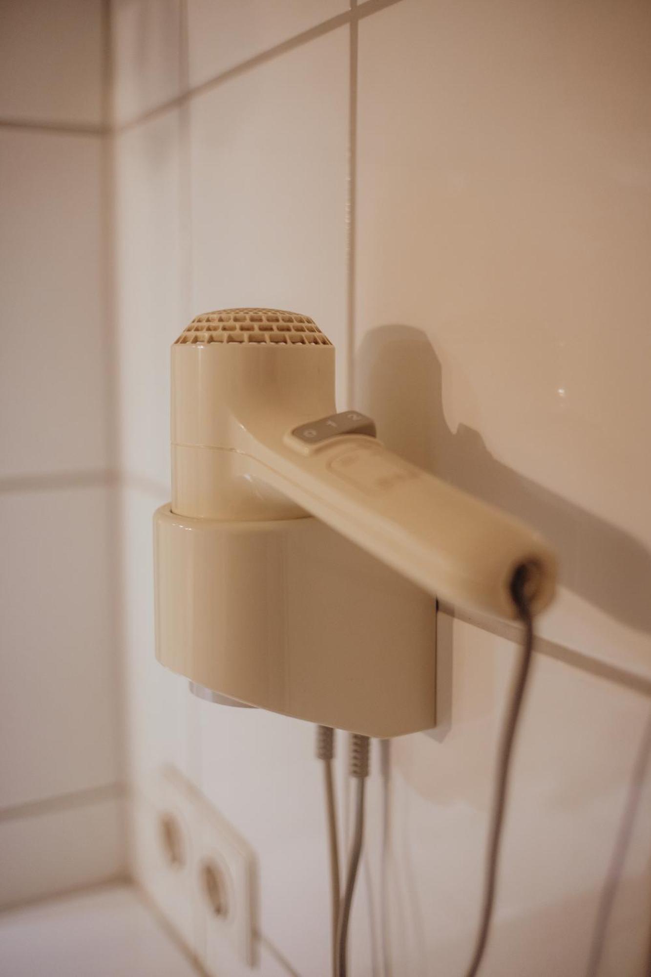 Guestified Liyana Hotel Ratingen Zewnętrze zdjęcie